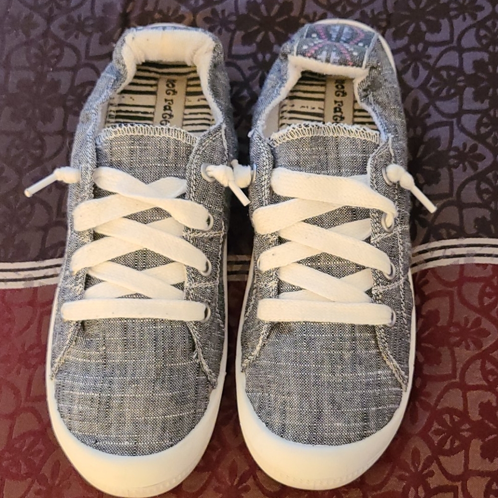 Size 7 shoes